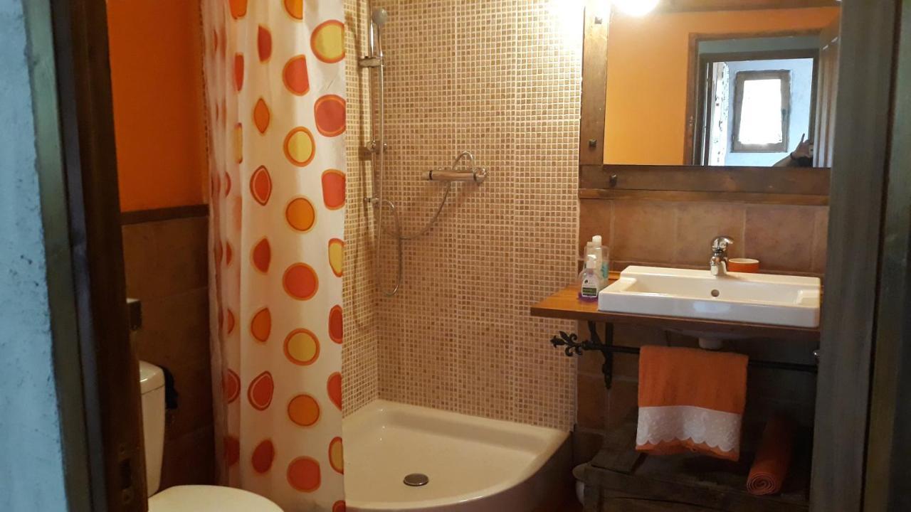 فيلا Casa Junia La Baronia de Sant Oisme المظهر الخارجي الصورة